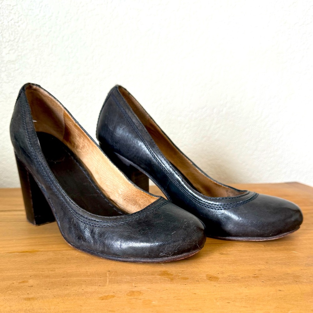 Frye Carson Mid Heel Pump Black Leather Women’s Size 9 Shoes